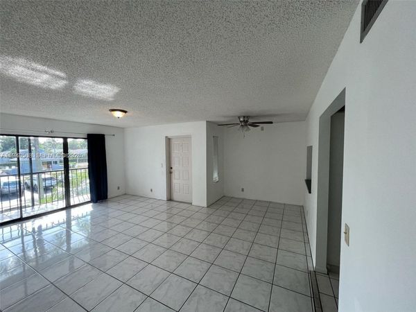 1001 Green Pine Blvd , Unit H2, West Palm Beach, FL 33409