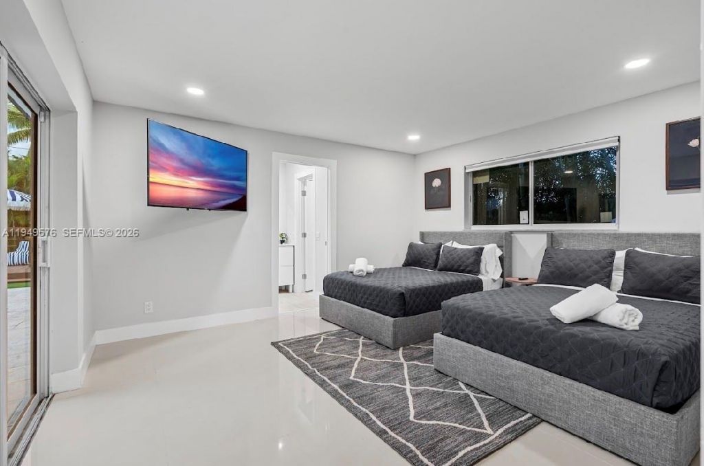 5111 Adams St, Hollywood, FL 33021 Photo