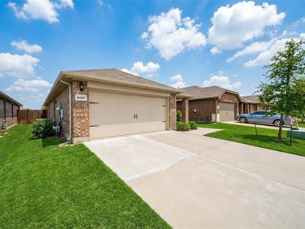 2127 Ocelot Street , Crandall, TX 75114