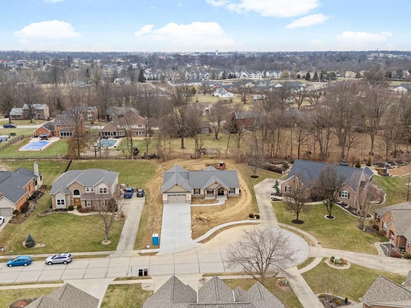 782 Elizabeth Drive, Florence, KY 41042 Photo 5