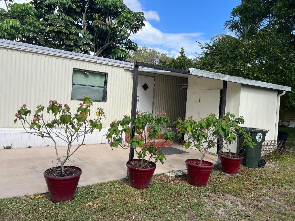 6730 NW 44th Way, Unit Lot T-18, Coconut Creek, FL 33073 Photo