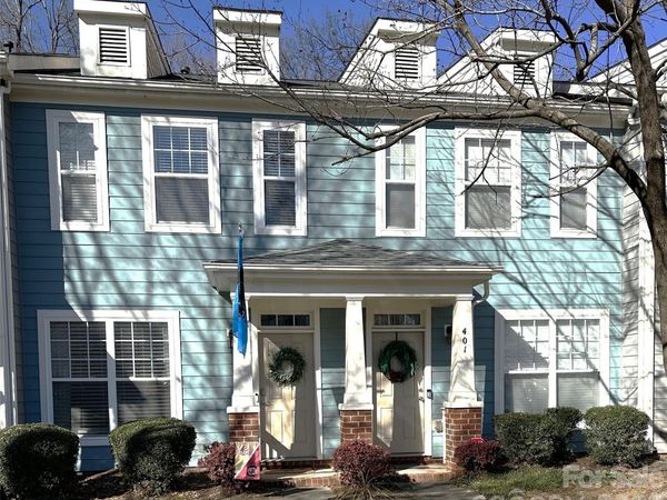401 Hurston Circle, Charlotte, NC 28208