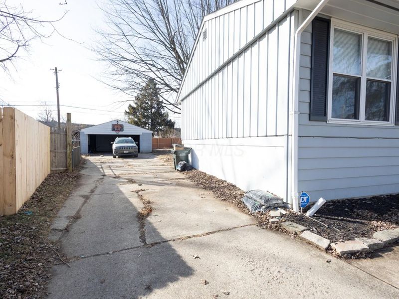 257 S Murray Hill Road, Columbus, OH 43228 Photo 32