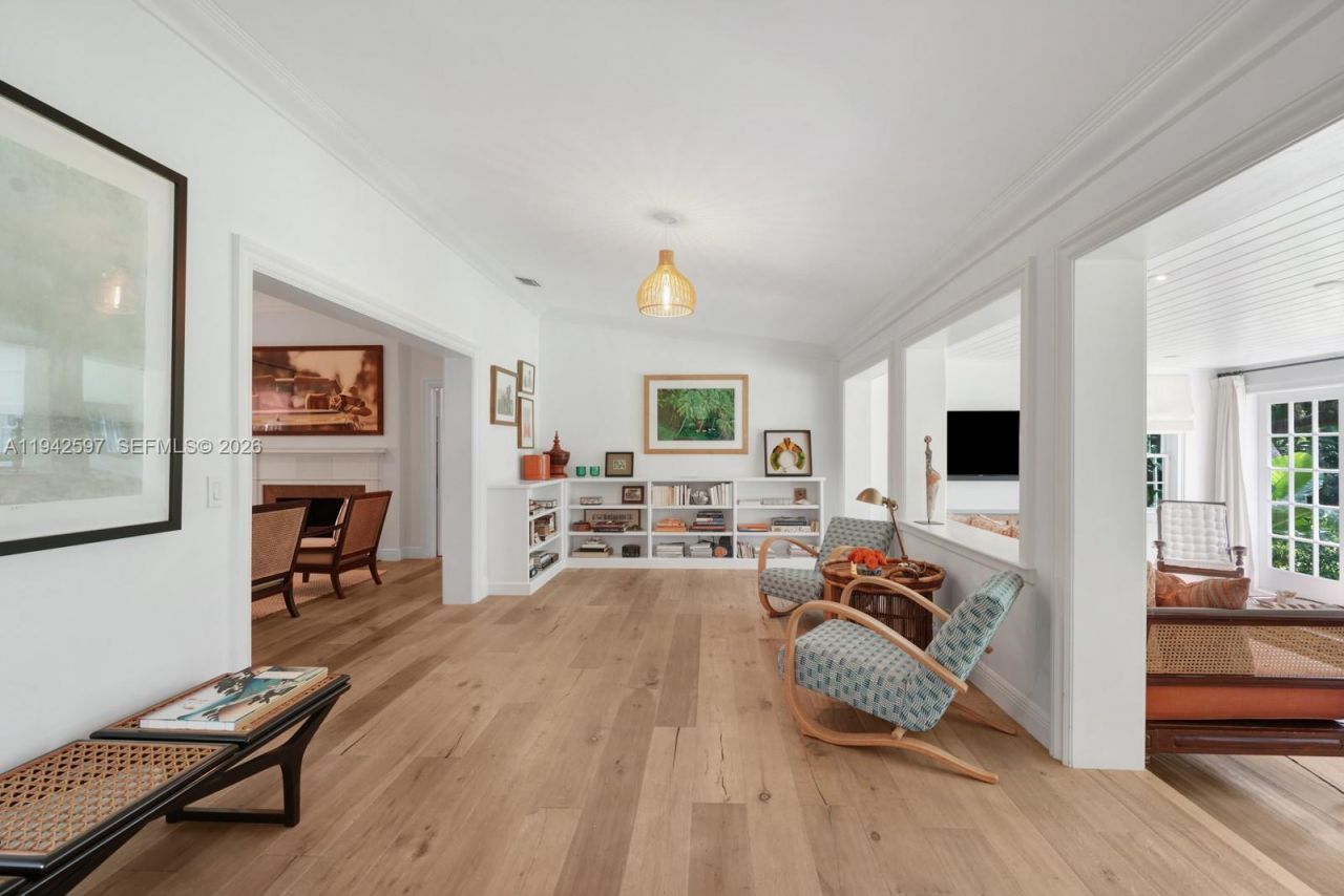 530 Melaleuca Ln, Miami, FL 33137 Photo