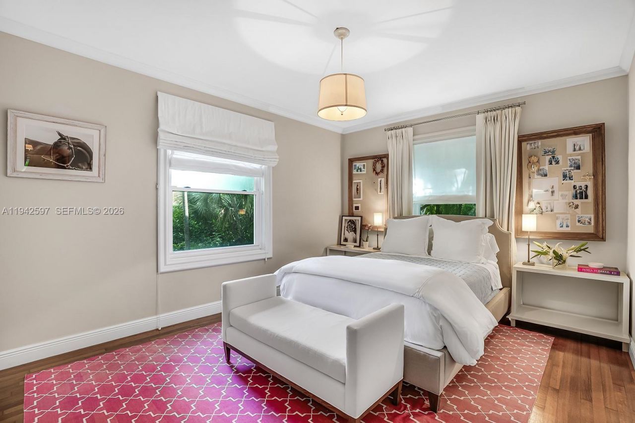 530 Melaleuca Ln, Miami, FL 33137 Photo