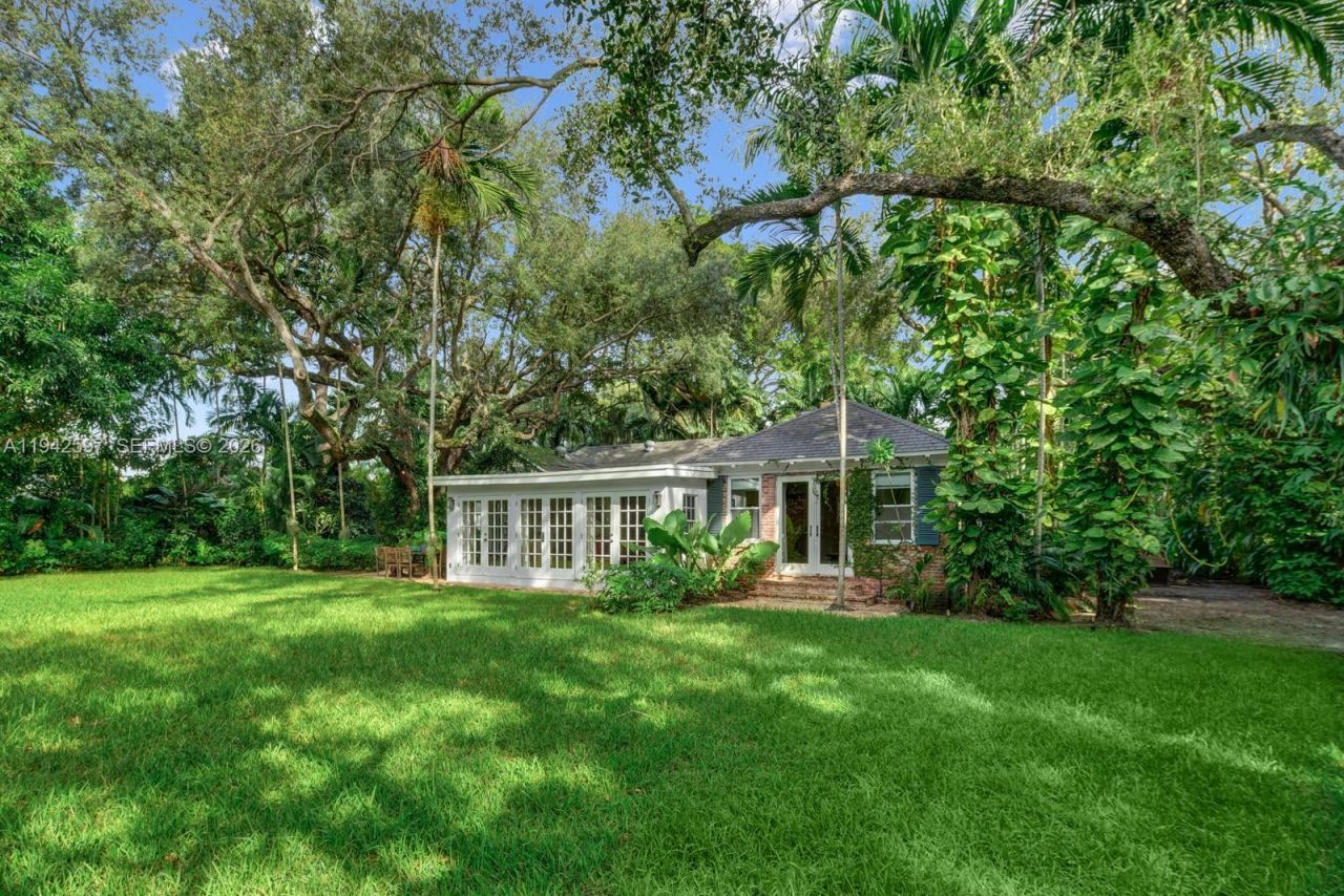 530 Melaleuca Ln, Miami, FL 33137 Photo