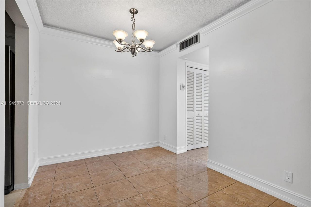 1958 Monroe St, Unit 206, Hollywood, FL 33020 Photo