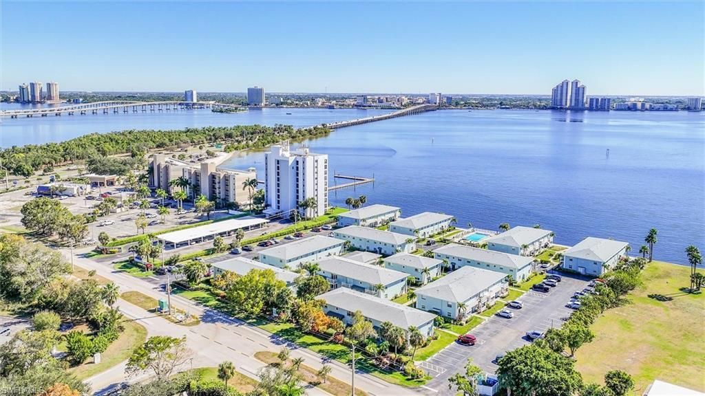 3340 N Key Dr, Unit 2, North Fort Myers, FL 33903 Photo