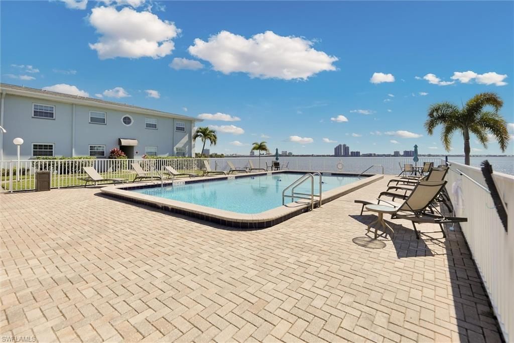 3340 N Key Dr, Unit 2, North Fort Myers, FL 33903 Photo