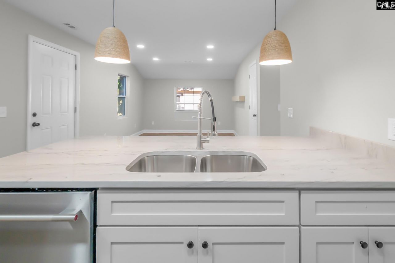 401 Golf Course Road Photo 13