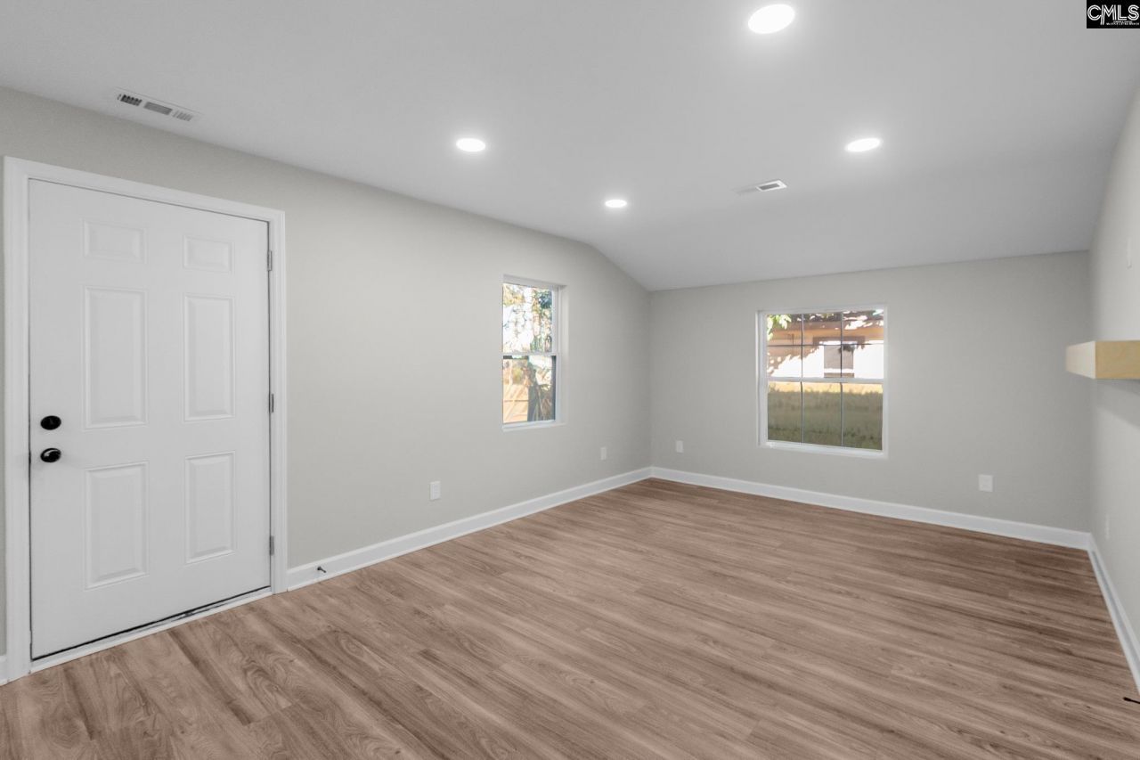 401 Golf Course Road Photo 16