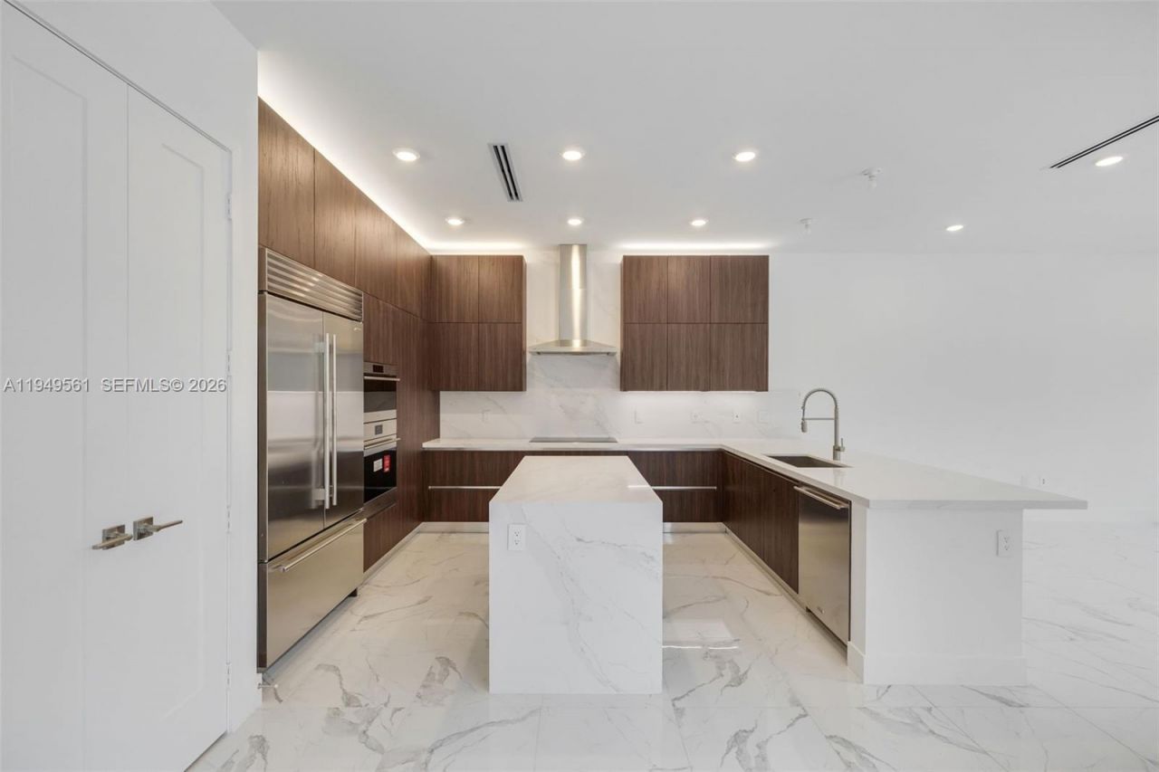 19749 NE 16th Pl, Unit 19749, Miami, FL 33179 Photo