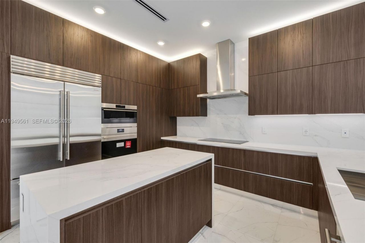 19749 NE 16th Pl, Unit 19749, Miami, FL 33179 Photo