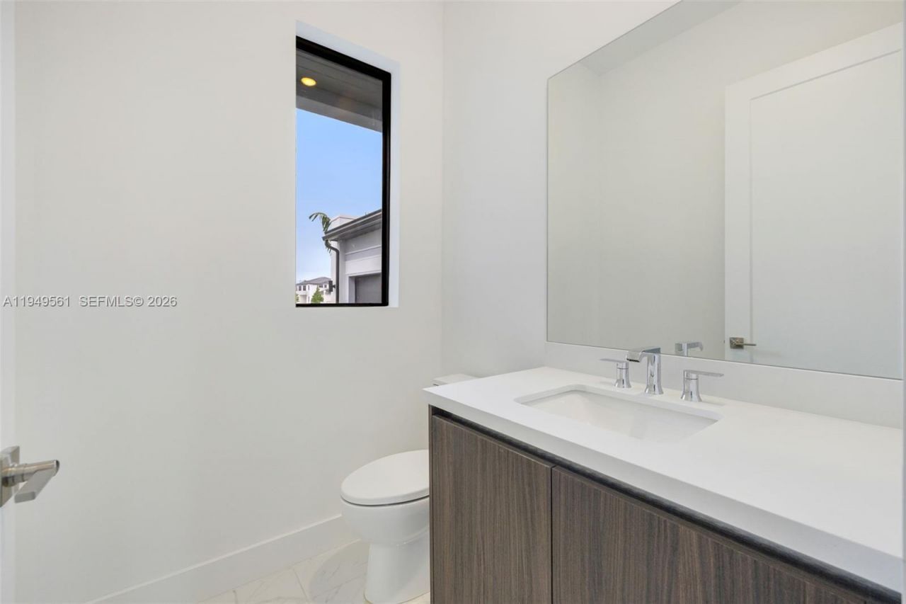 19749 NE 16th Pl, Unit 19749, Miami, FL 33179 Photo