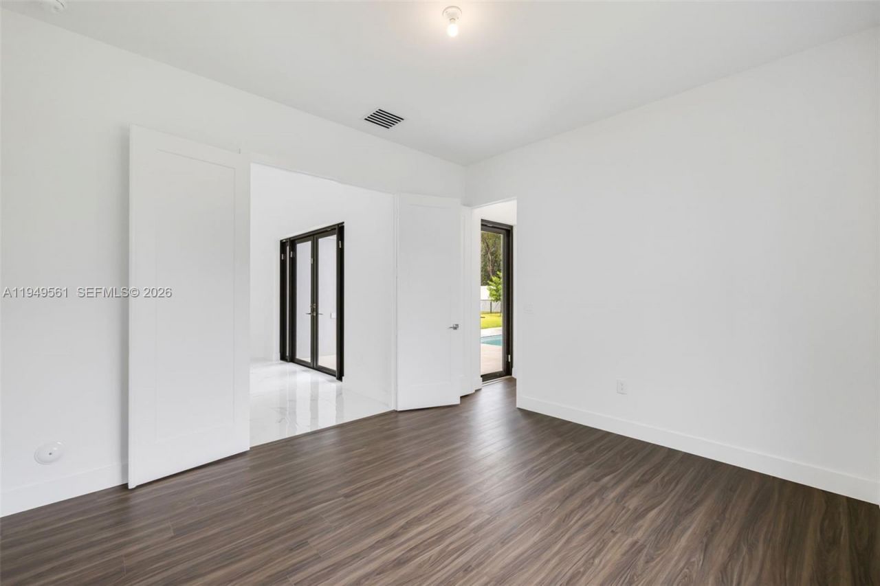 19749 NE 16th Pl, Unit 19749, Miami, FL 33179 Photo