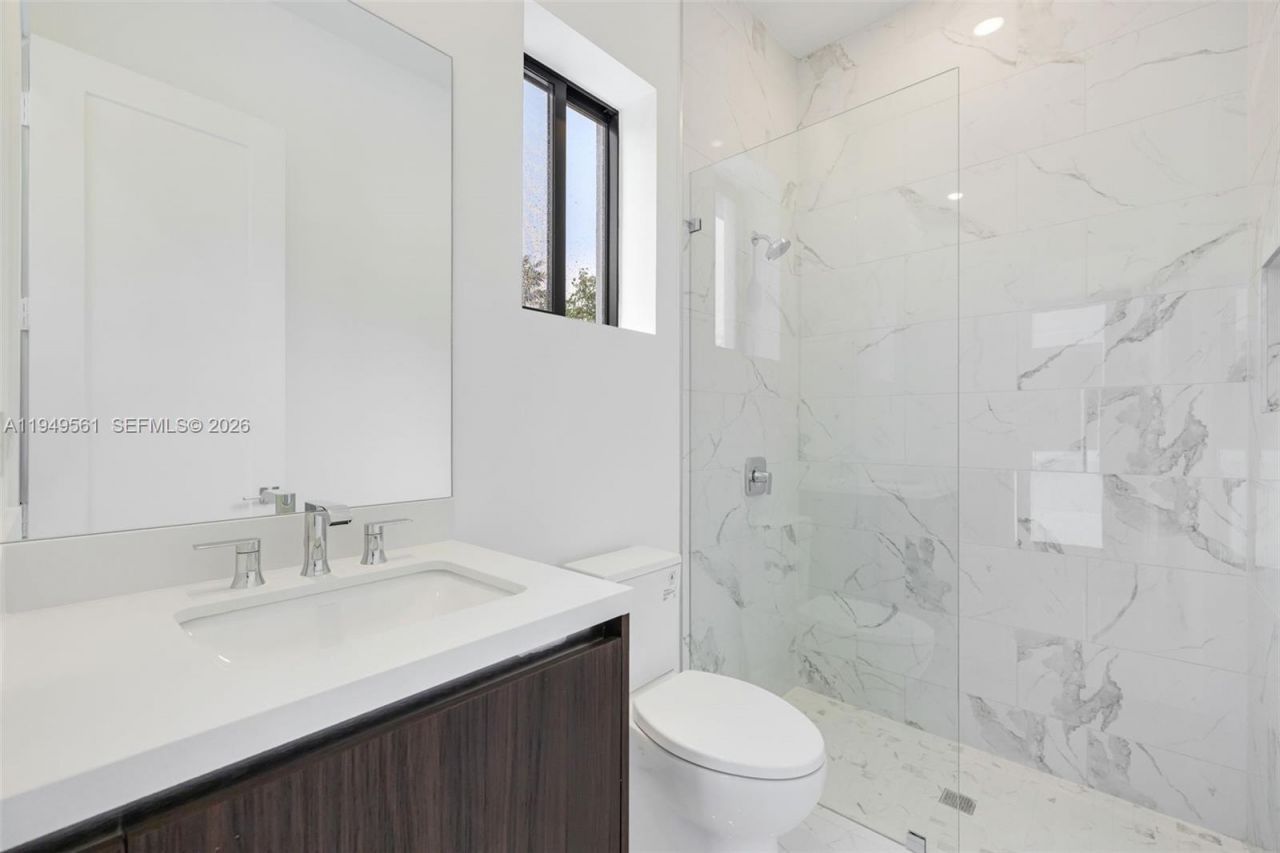 19749 NE 16th Pl, Unit 19749, Miami, FL 33179 Photo