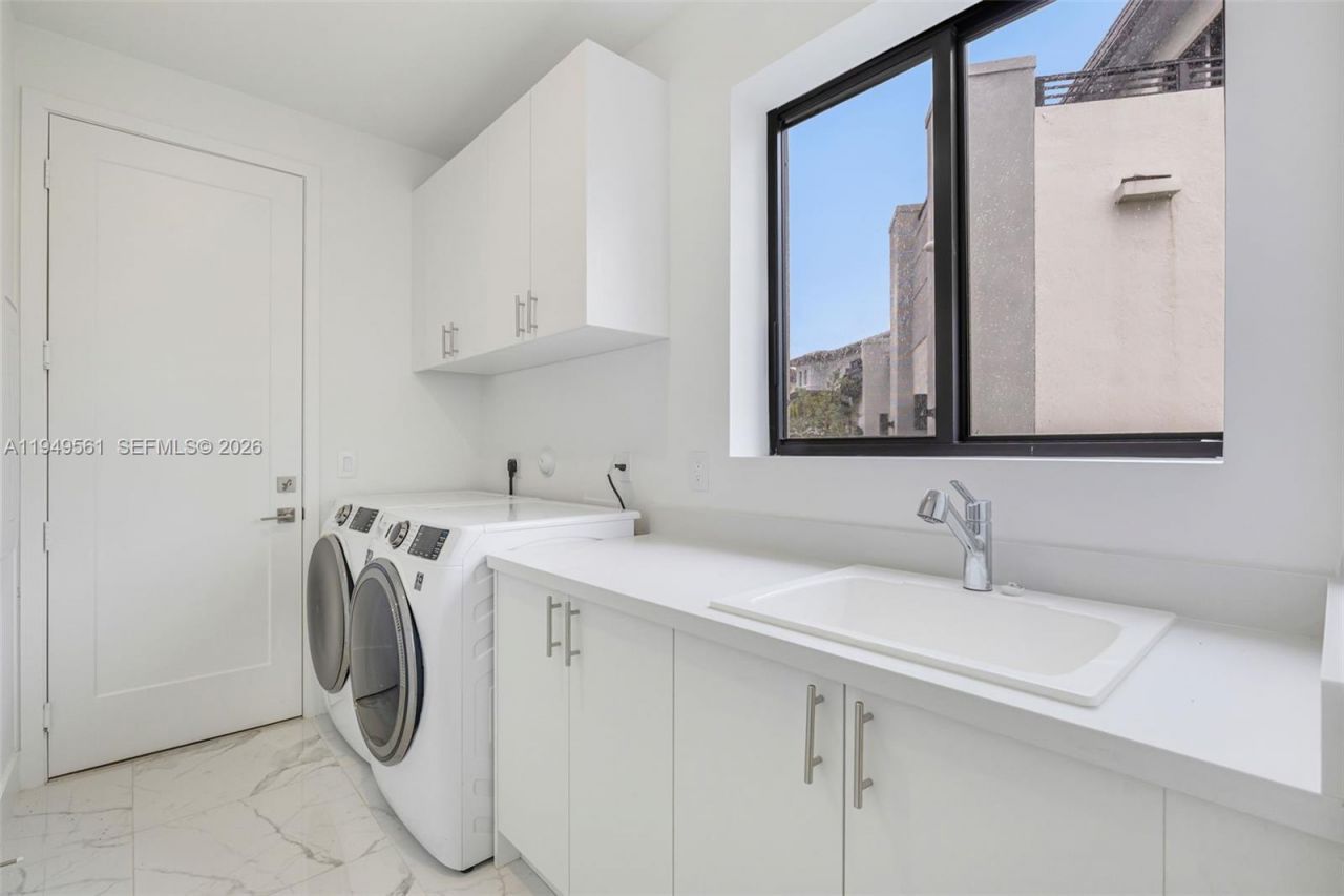 19749 NE 16th Pl, Unit 19749, Miami, FL 33179 Photo