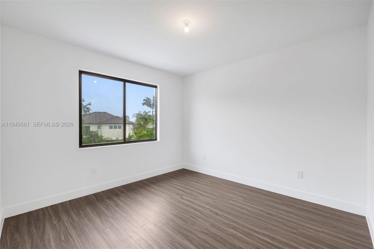 19749 NE 16th Pl, Unit 19749, Miami, FL 33179 Photo