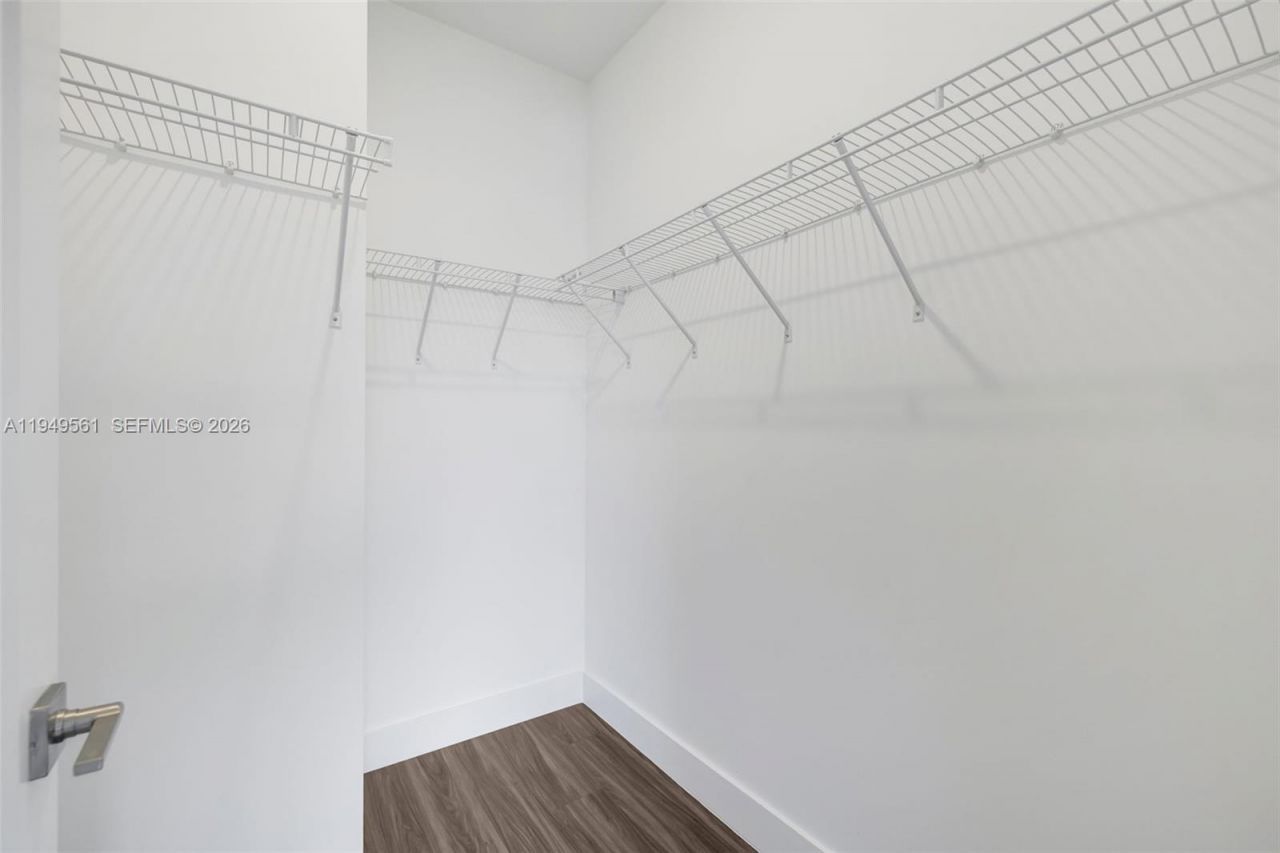 19749 NE 16th Pl, Unit 19749, Miami, FL 33179 Photo