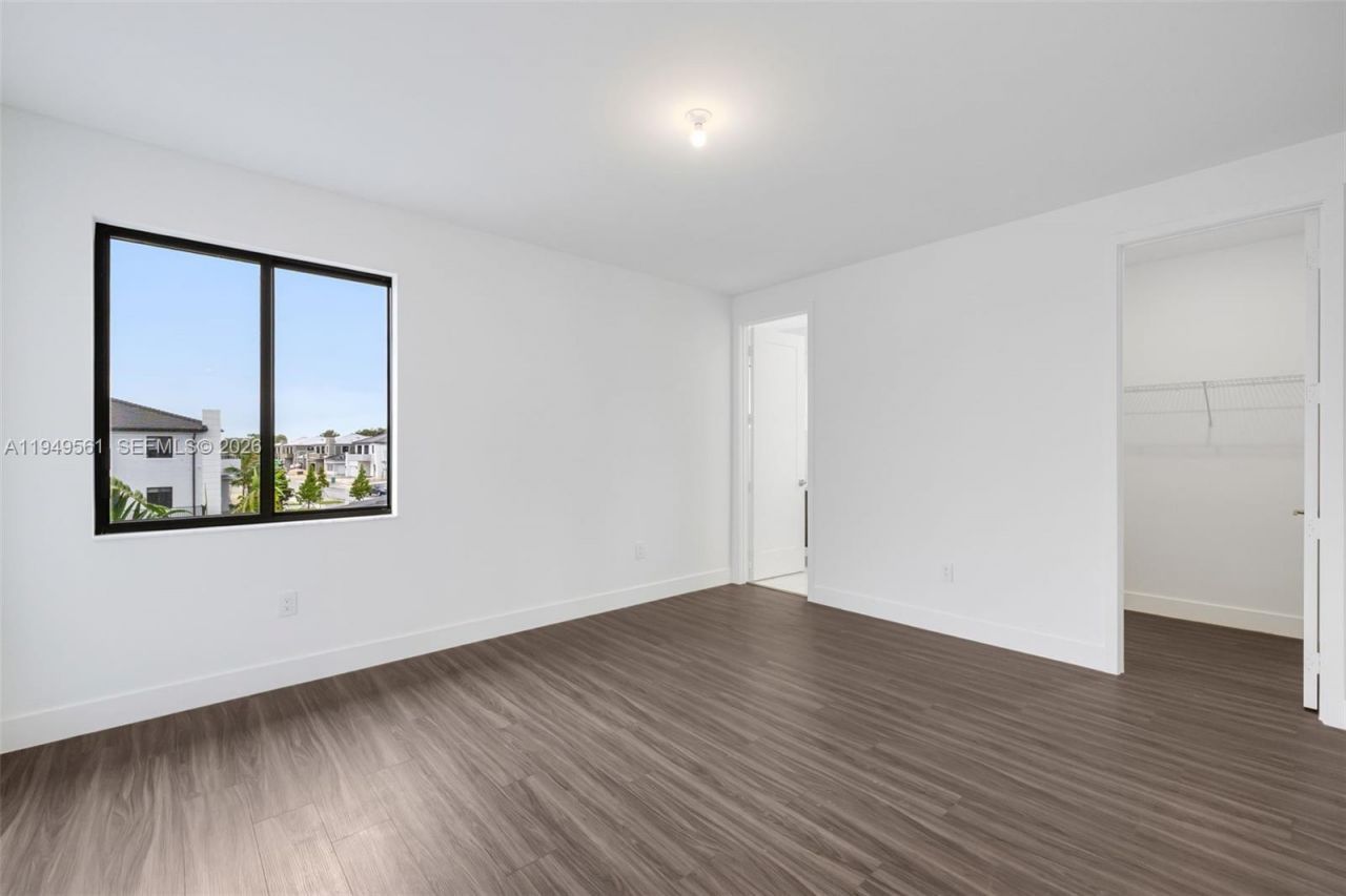 19749 NE 16th Pl, Unit 19749, Miami, FL 33179 Photo