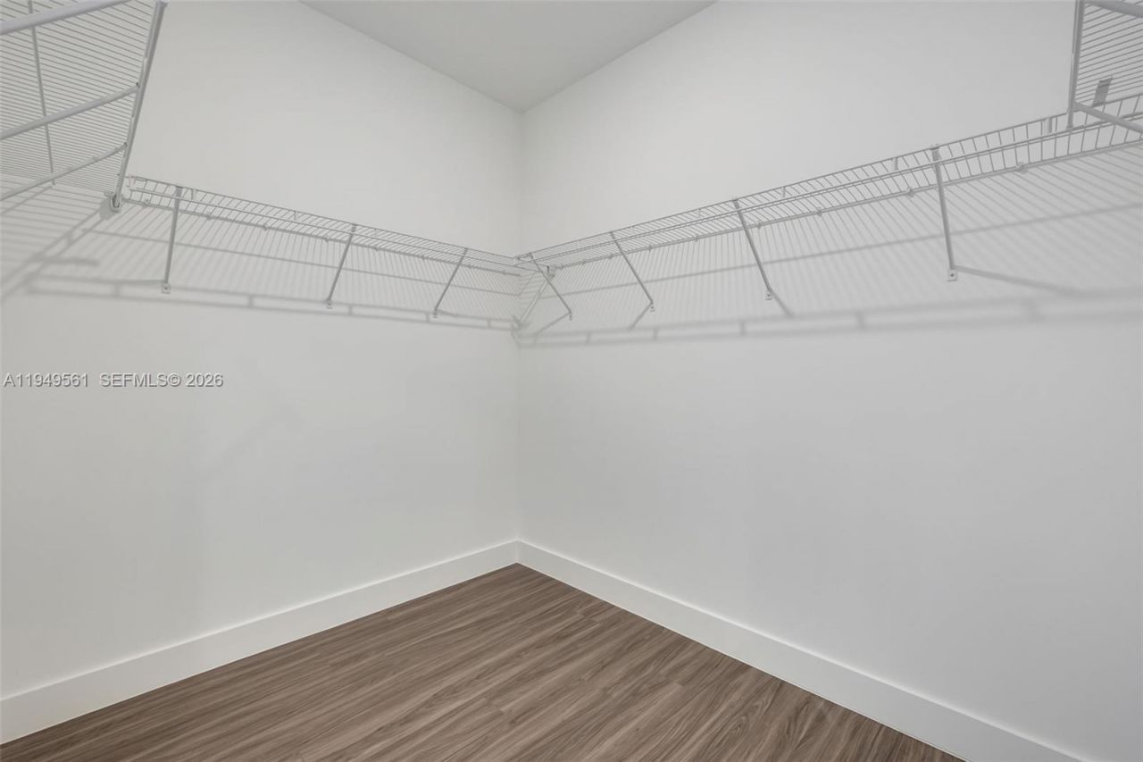 19749 NE 16th Pl, Unit 19749, Miami, FL 33179 Photo