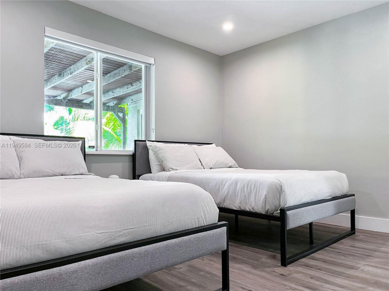 3390 SW 21st St , Fort Lauderdale, FL 33312 Photo