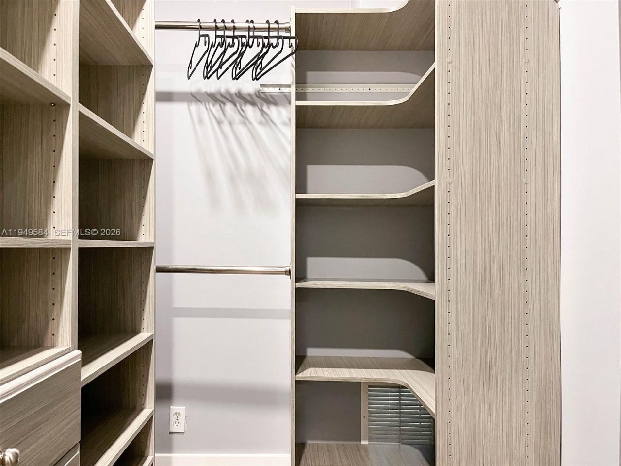 3390 SW 21st St , Fort Lauderdale, FL 33312 Photo