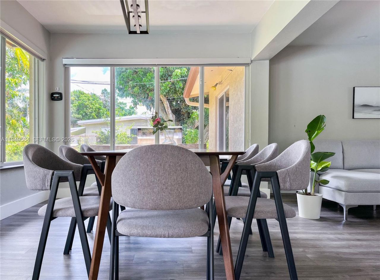 3390 SW 21st St , Fort Lauderdale, FL 33312 Photo