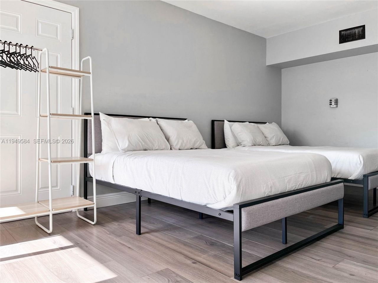 3390 SW 21st St , Fort Lauderdale, FL 33312 Photo