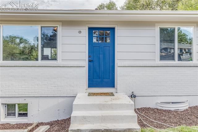 2527 Launcelot Court, Colorado Springs, CO 80904 Main Photo