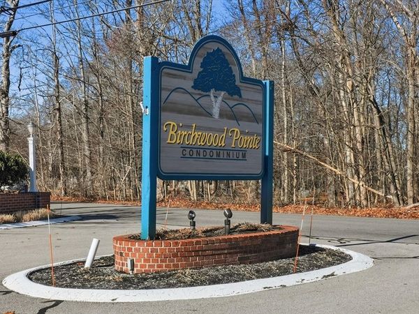 7 Birchwood Pointe, Unit 101, Amesbury, MA 01913