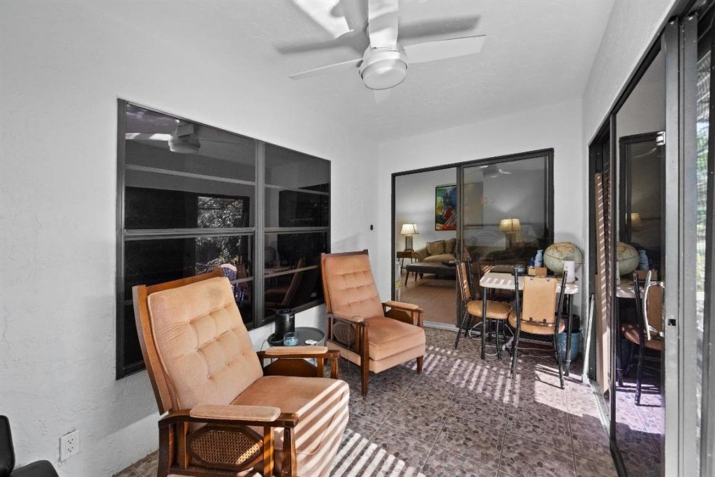 2 Ridge Pointe Drive, Unit A, Boynton Beach, FL 33435 Photo