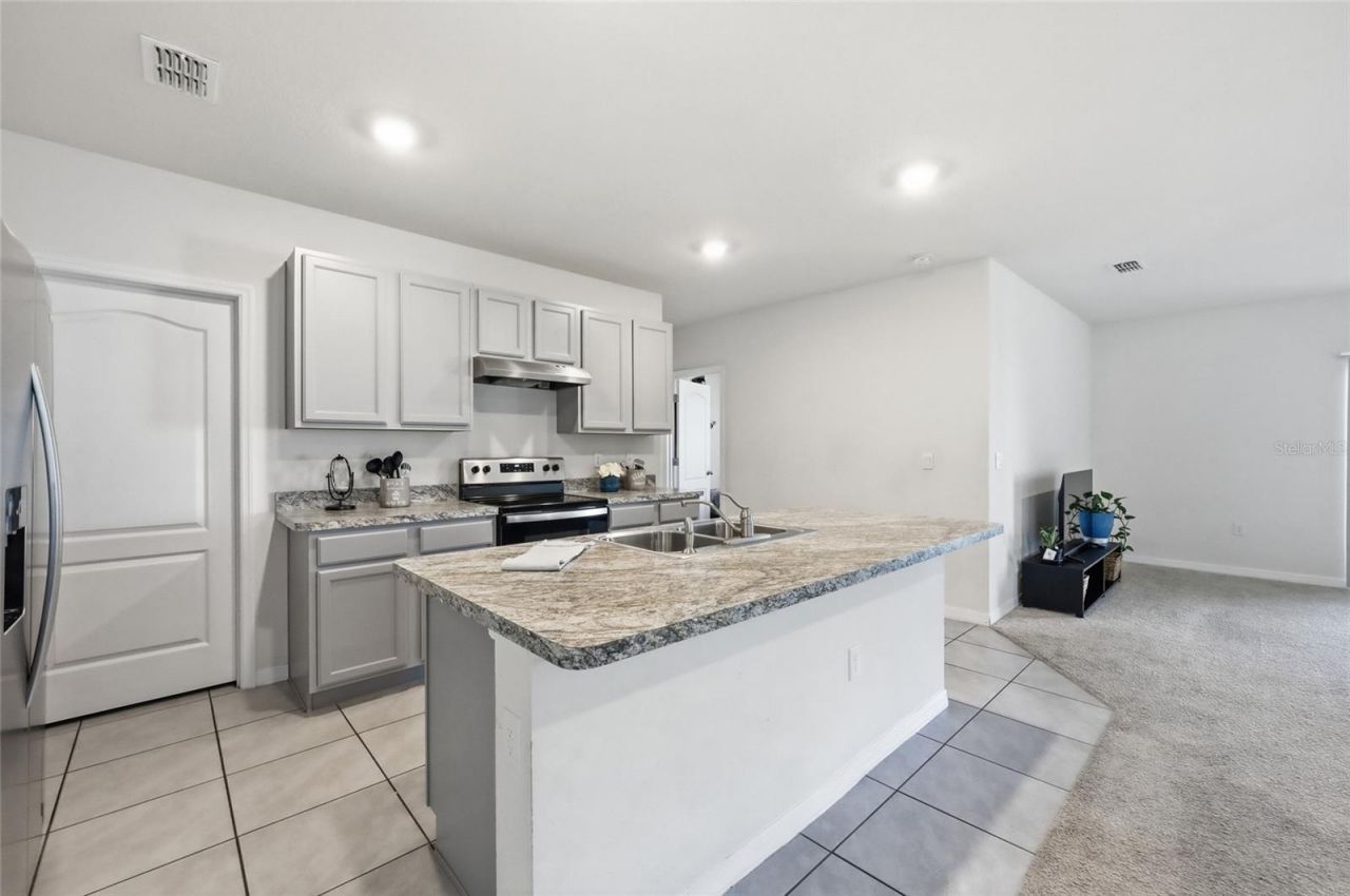 706 Chinoy Road, Davenport, FL 33837 Photo