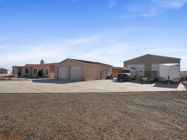38 Lora Lane, Edgewood, NM 87015