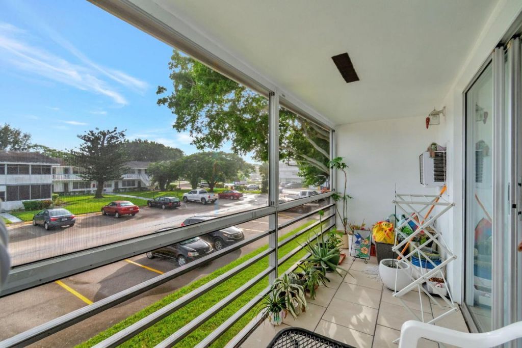 46 Andover B, West Palm Beach, FL 33417 Photo