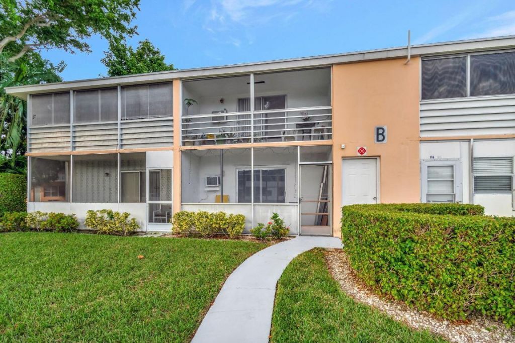 46 Andover B, West Palm Beach, FL 33417 Photo