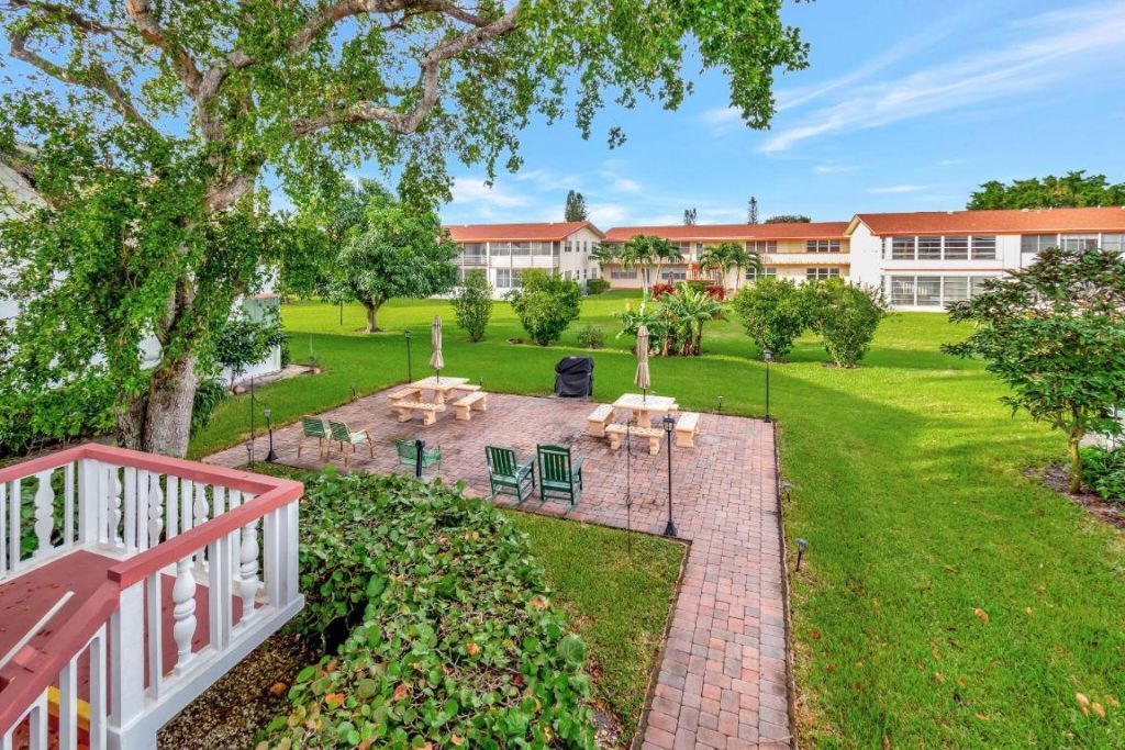 46 Andover B, West Palm Beach, FL 33417 Photo