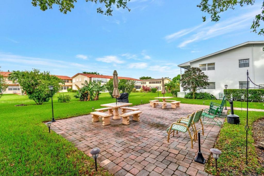 46 Andover B, West Palm Beach, FL 33417 Photo