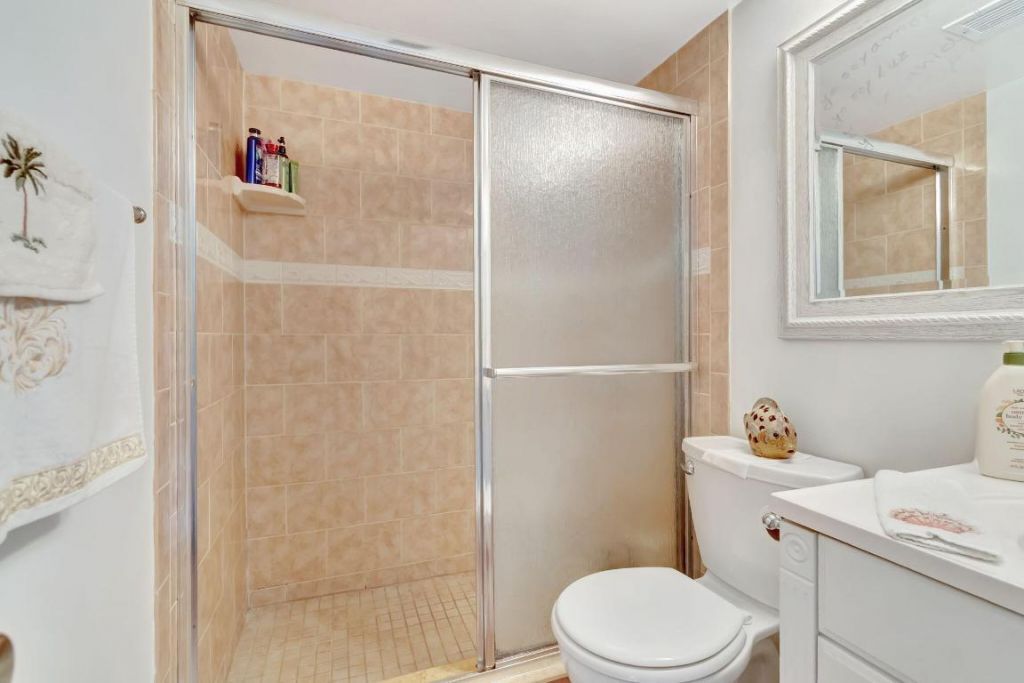 46 Andover B, West Palm Beach, FL 33417 Photo