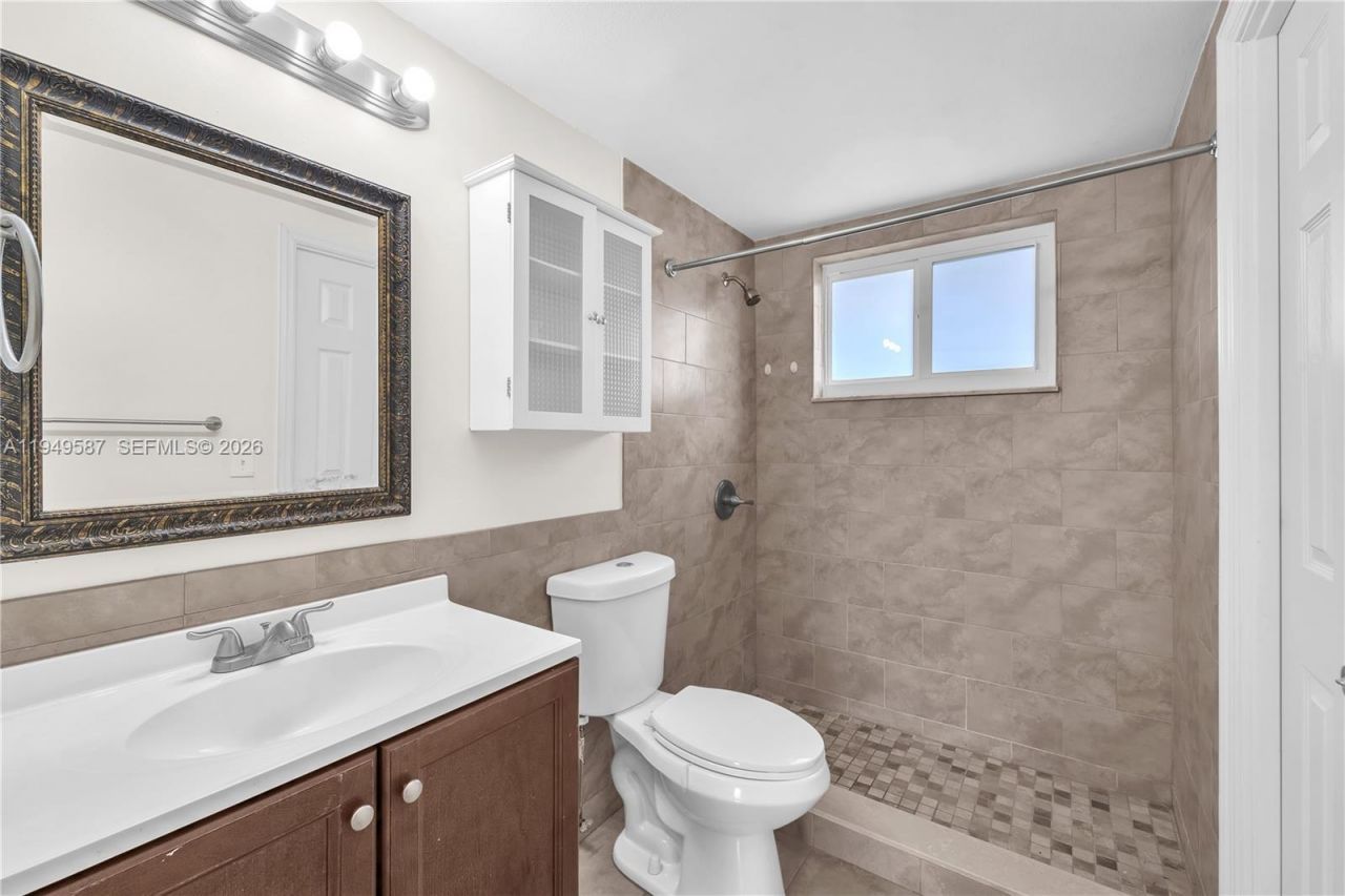 7820 Camino Real, Unit J316, Miami, FL 33143 Photo