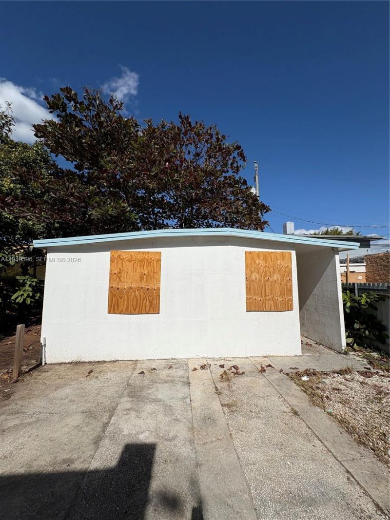 2341 SW 9th St, Miami, FL 33135 Photo