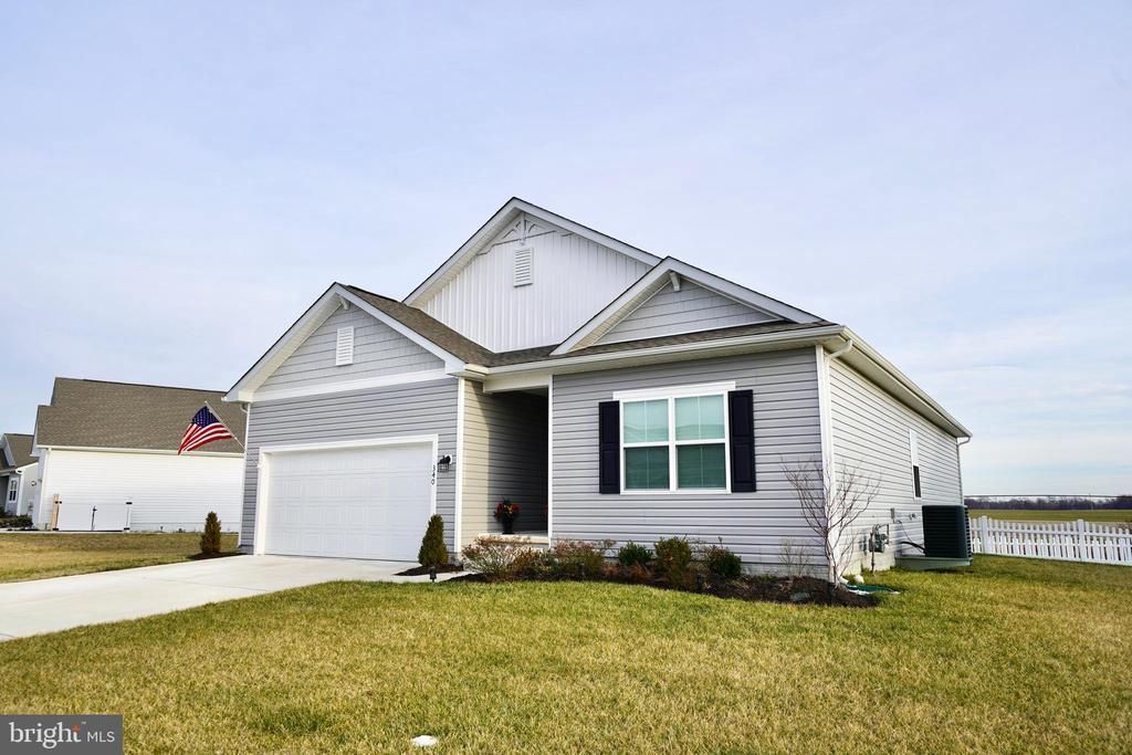 340 Pontoon Drive, Felton, DE 19943 Main Photo