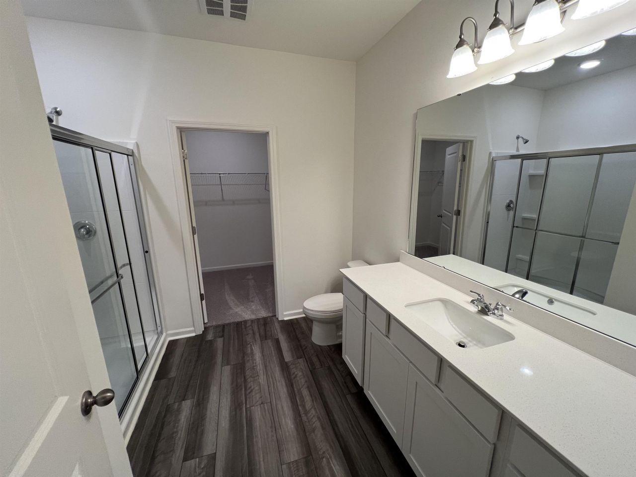 348 Azimuth Dr Photo 9