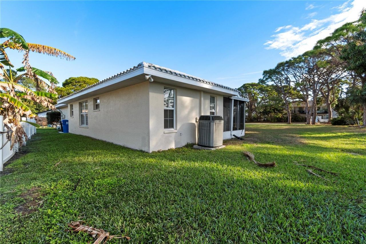 2500 S 62nd Avenue, Saint Petersburg, FL 33712 Photo