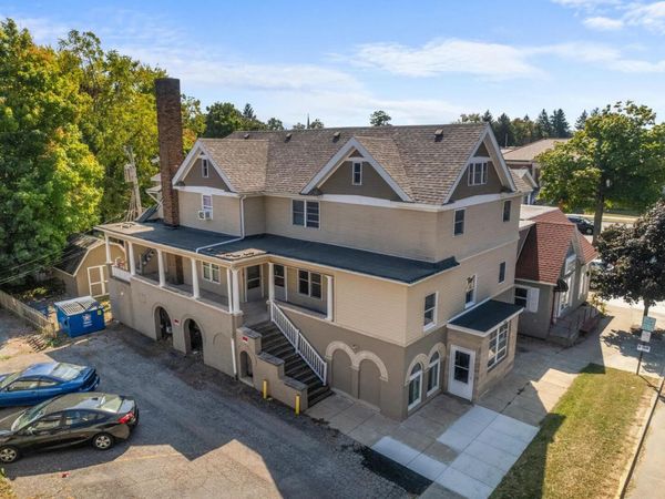 806 Maple Avenue, La Porte, IN 46350