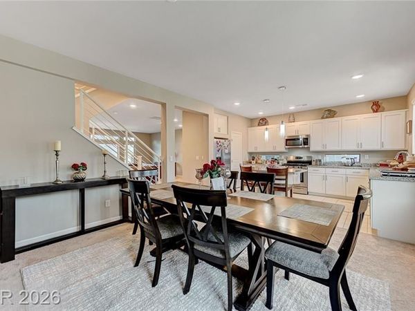 8054 Misty Canyon Avenue, Las Vegas, NV 89113