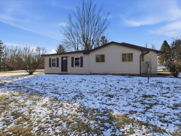 12130 Lakefront Drive, Paint Twp, OH 45133