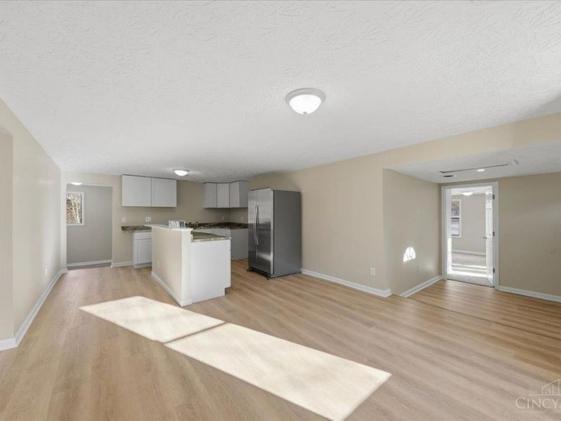 12130 Lakefront Drive, Paint Twp, OH 45133 Photo 11