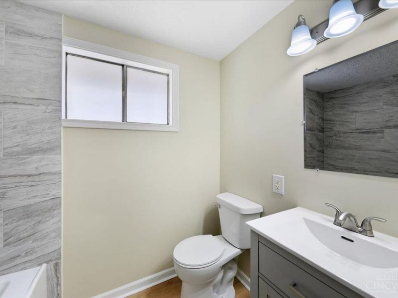 12130 Lakefront Drive, Paint Twp, OH 45133 Photo 23