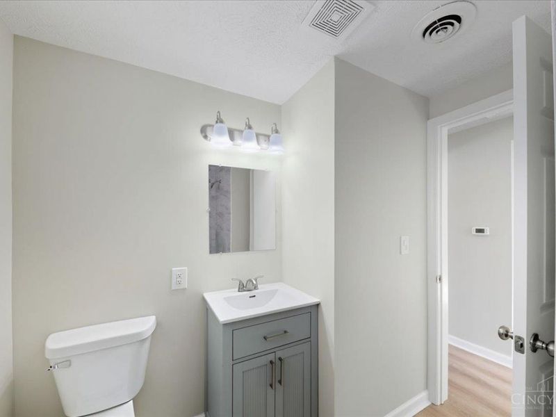 12130 Lakefront Drive, Paint Twp, OH 45133 Photo 24